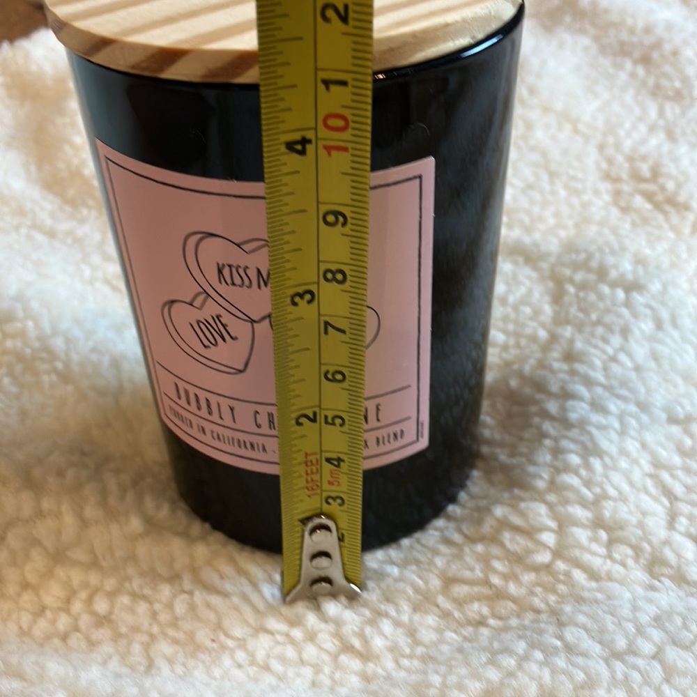 Leoben Co Candle Bubbly Champagne NWT - Picture 6 of 6